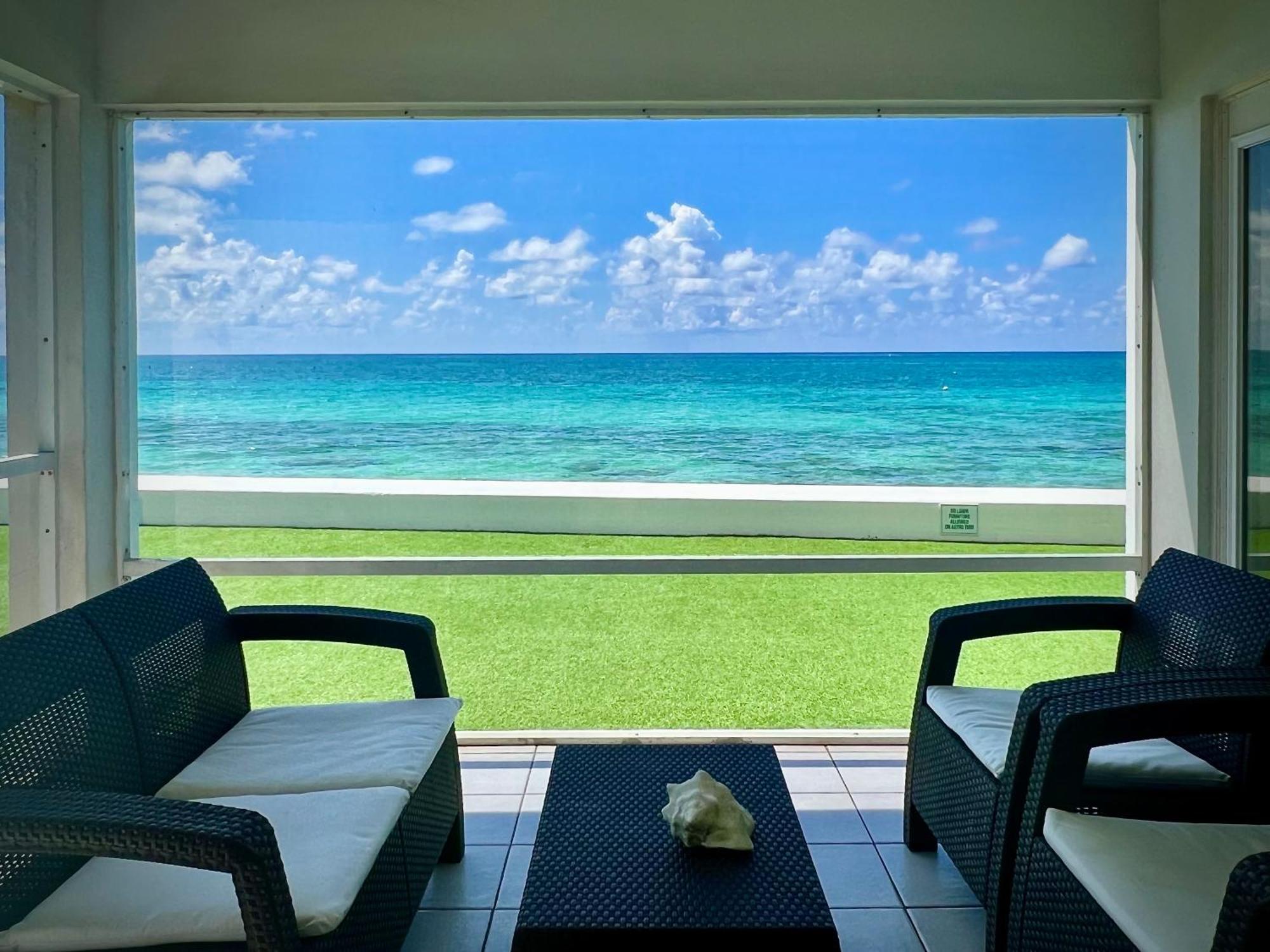 Regal Beach Club Τζώρτζταουν Δωμάτιο φωτογραφία
